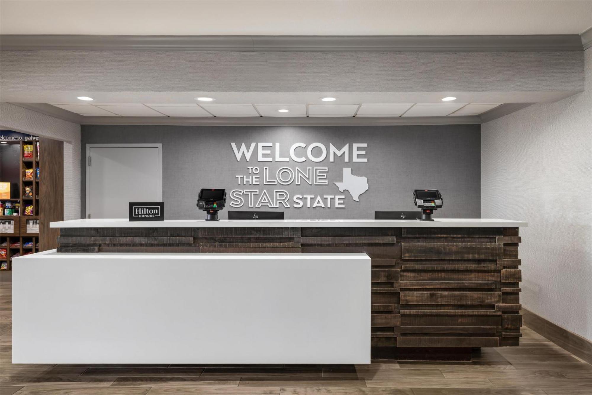 Hampton Inn & Suites Galveston Bagian luar foto